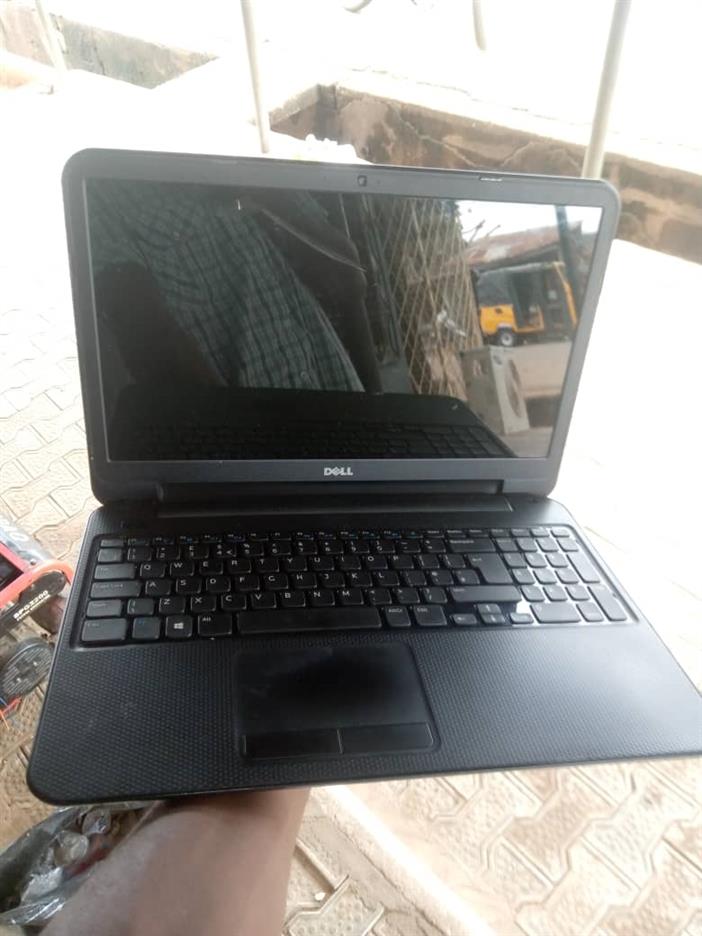 Dell Inspiron 15