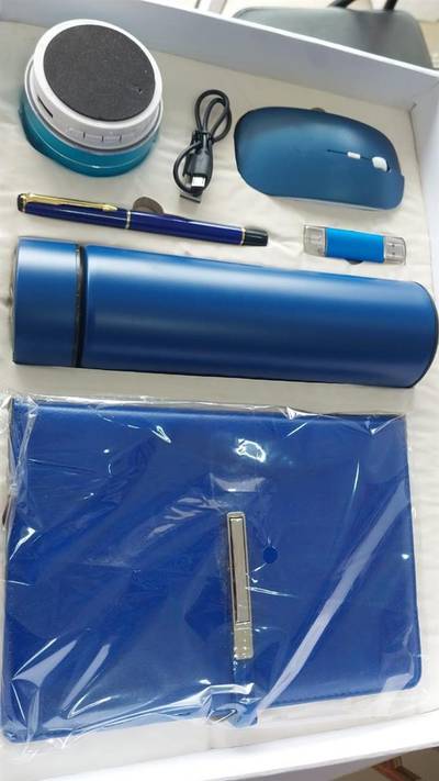 6 in 1 Corporate Business Gift Set