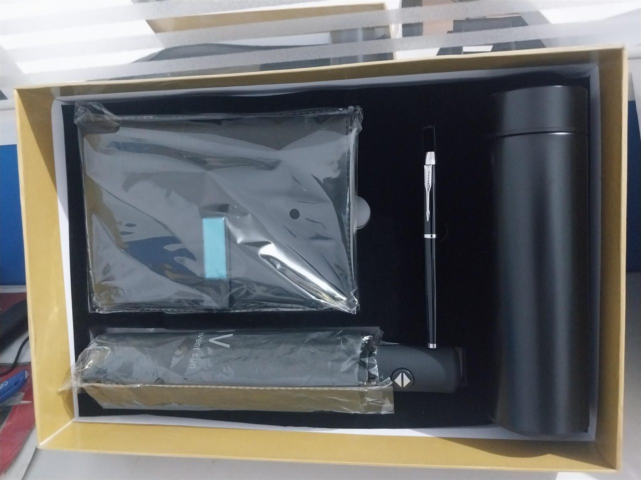 4 in 1 Corporate Business Gift Set