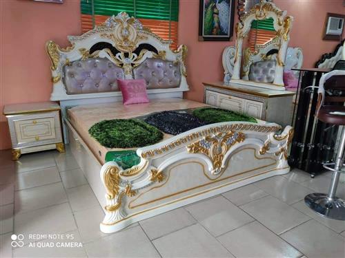 Complete set of bed