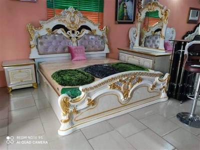Complete set of bed