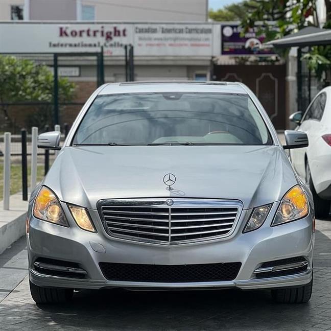 Mercedes Benz E350