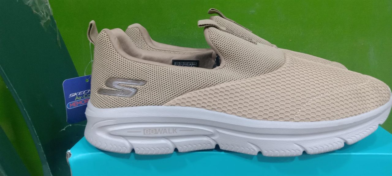 Skcher sneakers