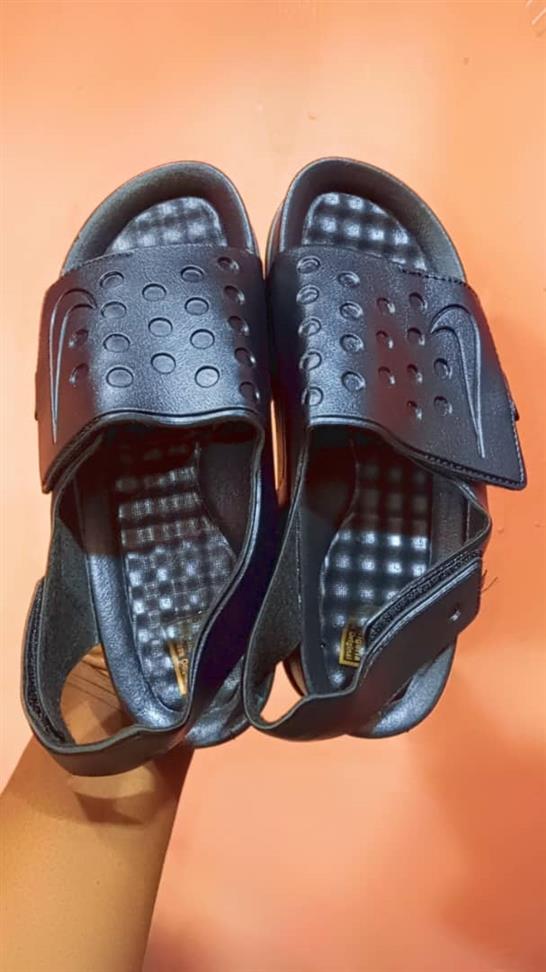 Ladies sandal