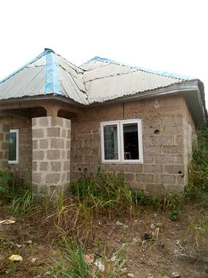 2 bedroom bungalow for sale