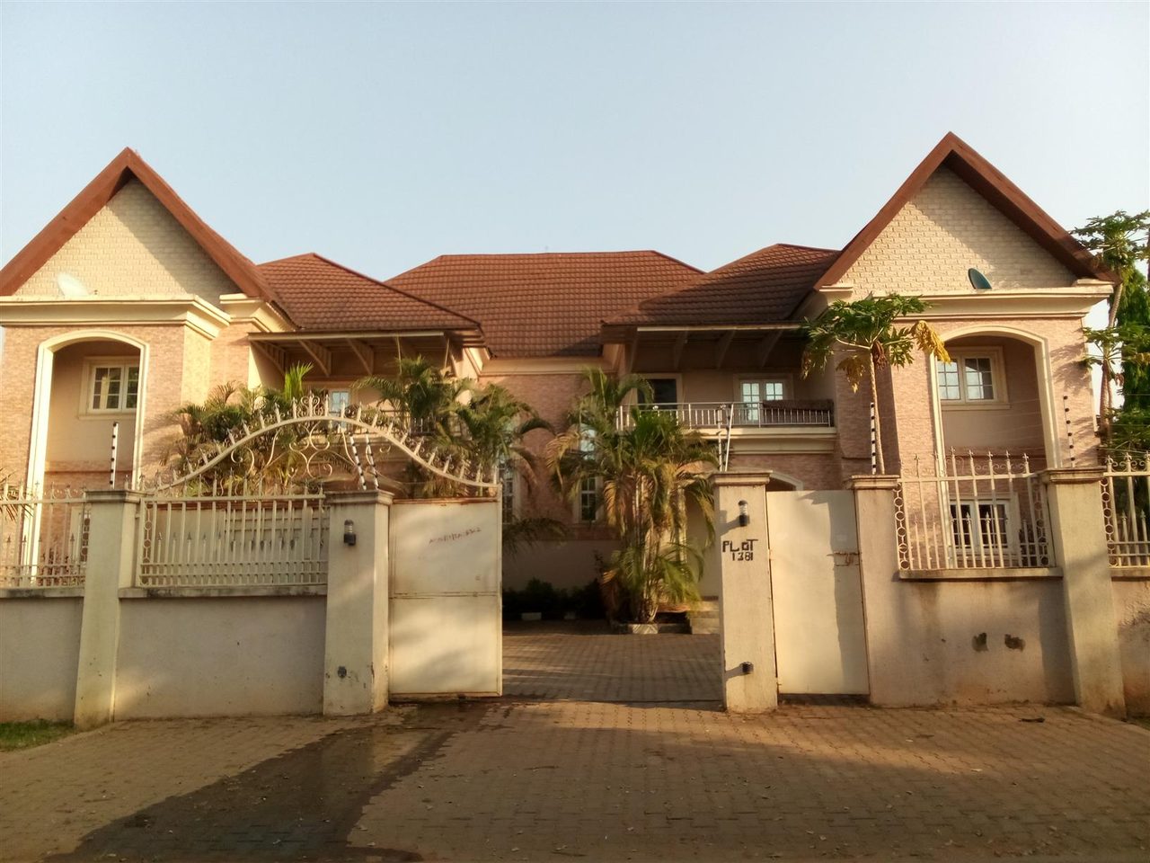 4 bedroom duplex with BQ (TWIN BUILDING)