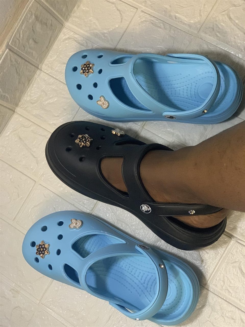 Crocs