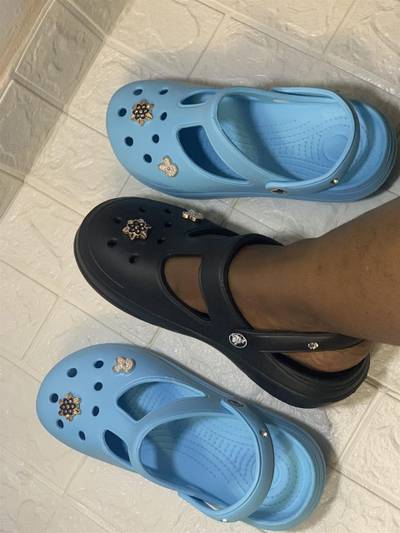 Crocs