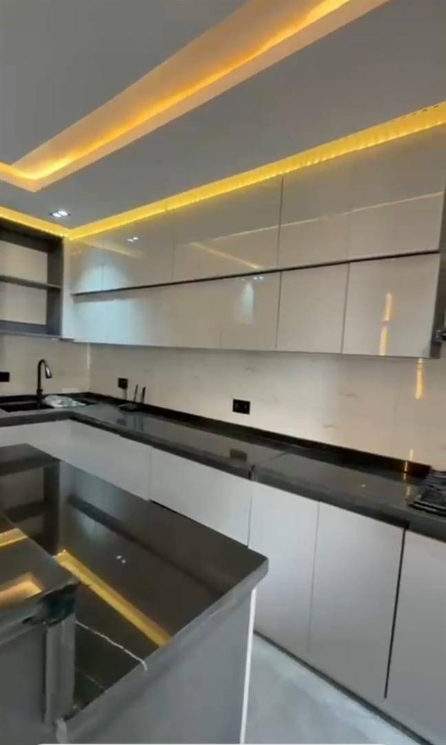 spacious (3)THREE BEDROOMS & BQ in jabi