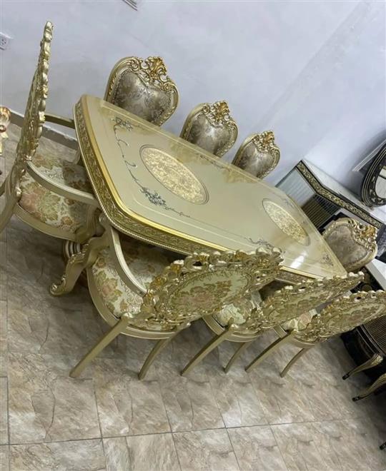 Royal dinning table set 8 seater
