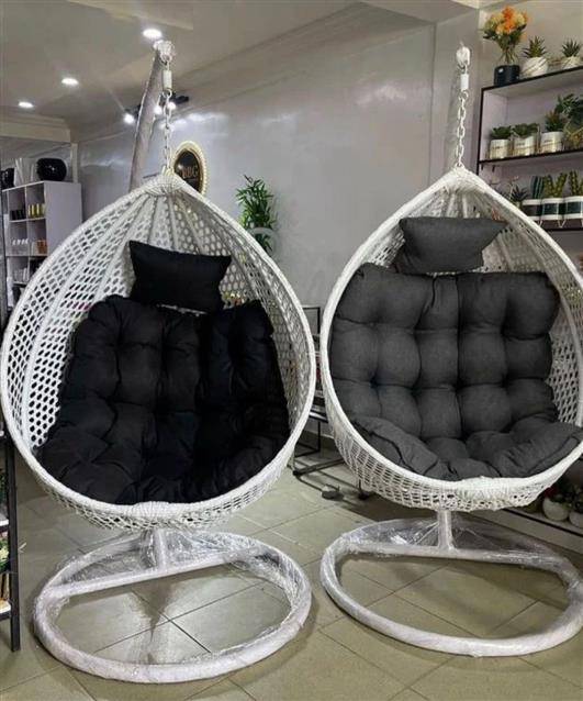 Swing chairs