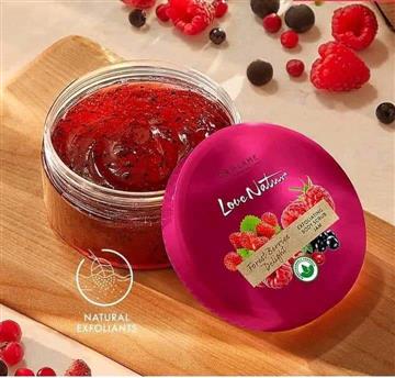 Love nature exfoliating scrub