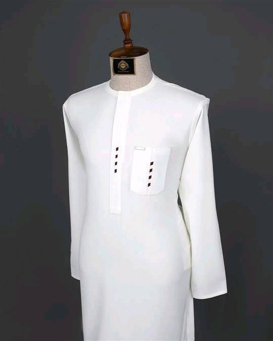 Senators wears