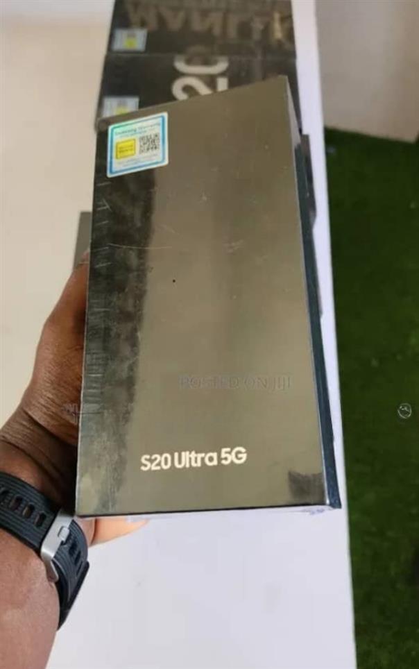 Clean brand new Samsung Galaxy ultra