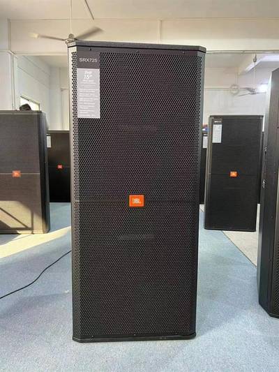 JBL double speaker SRX-725