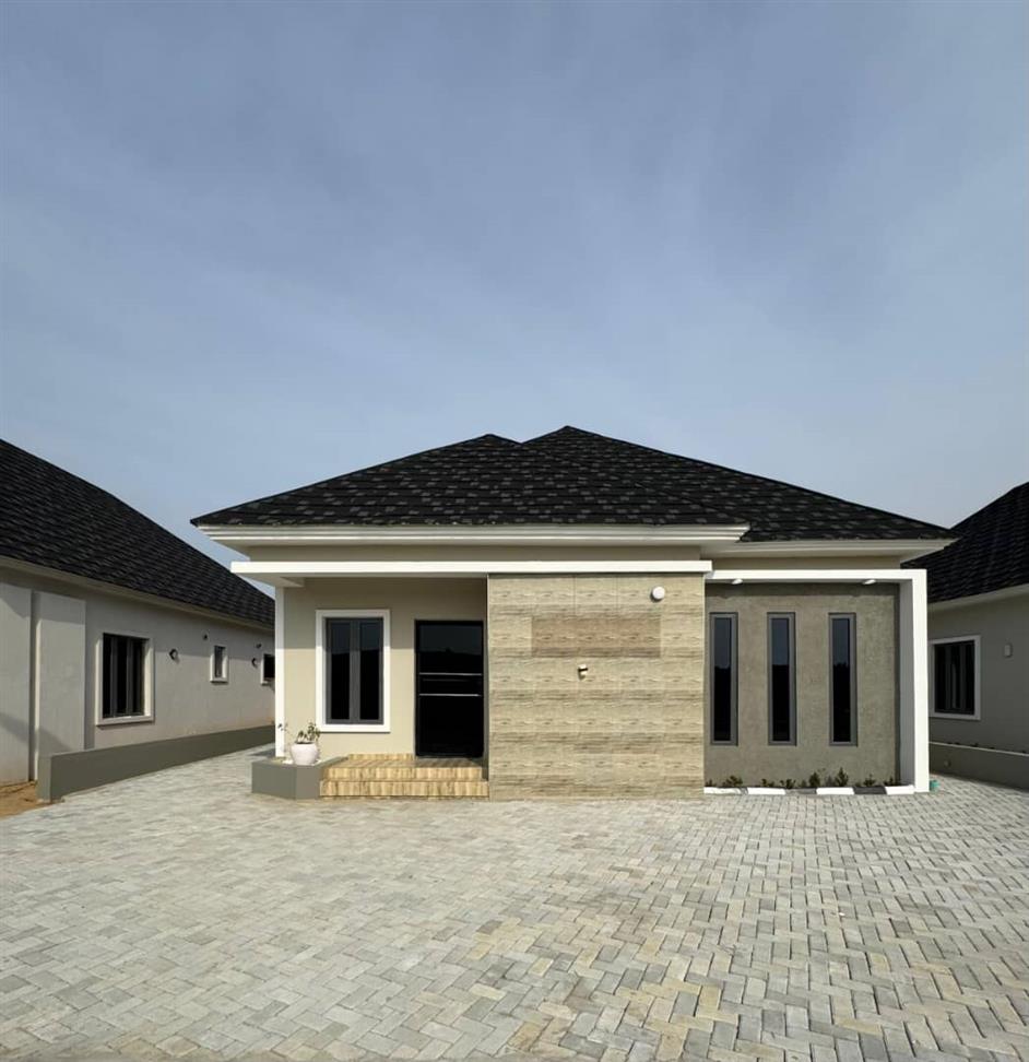 Luxurious Spacious 3 Bedroom Bungalow