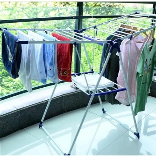Clothes hanger
