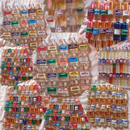 Oil perfume