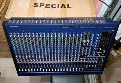 Yamaha 24 channels mixer MG-24/14FX