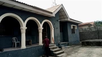 Luxury 3 Bedroom Flat Bungalow For Sale