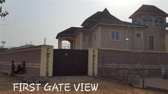 Luxury 7 Bedroom Duplex Mansion For Sale