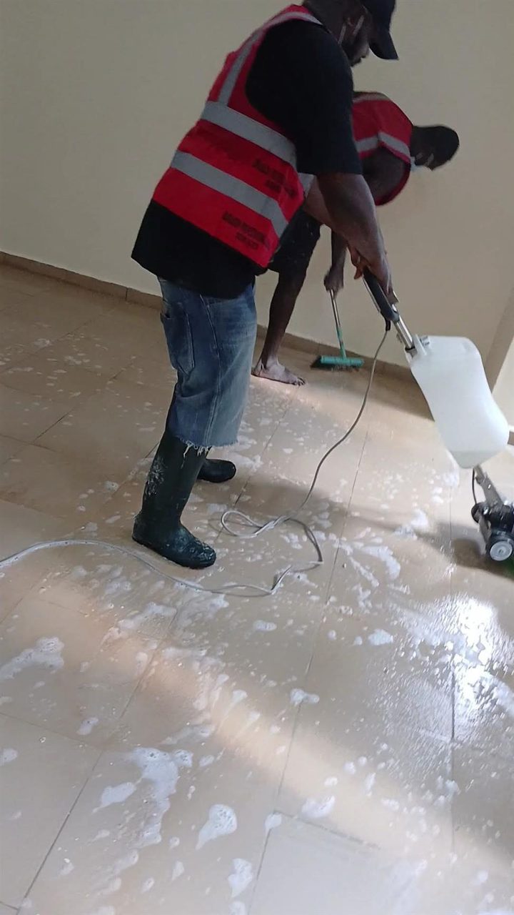 MAKING YOUR HOME SPARKLE ONE ROOT AT A T