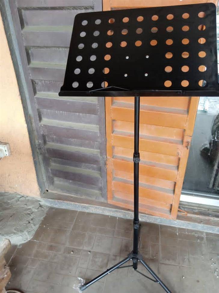 Iron pulpit