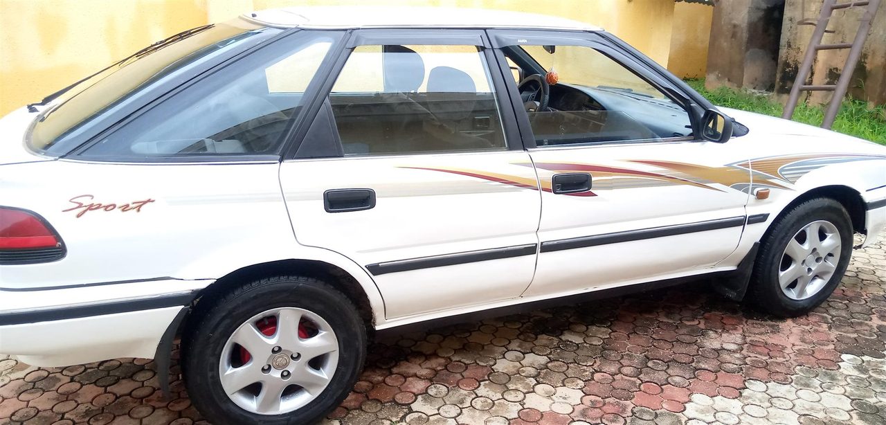 1999 Toyota Corolla