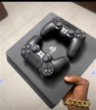 Playstation 4 slim 1tb