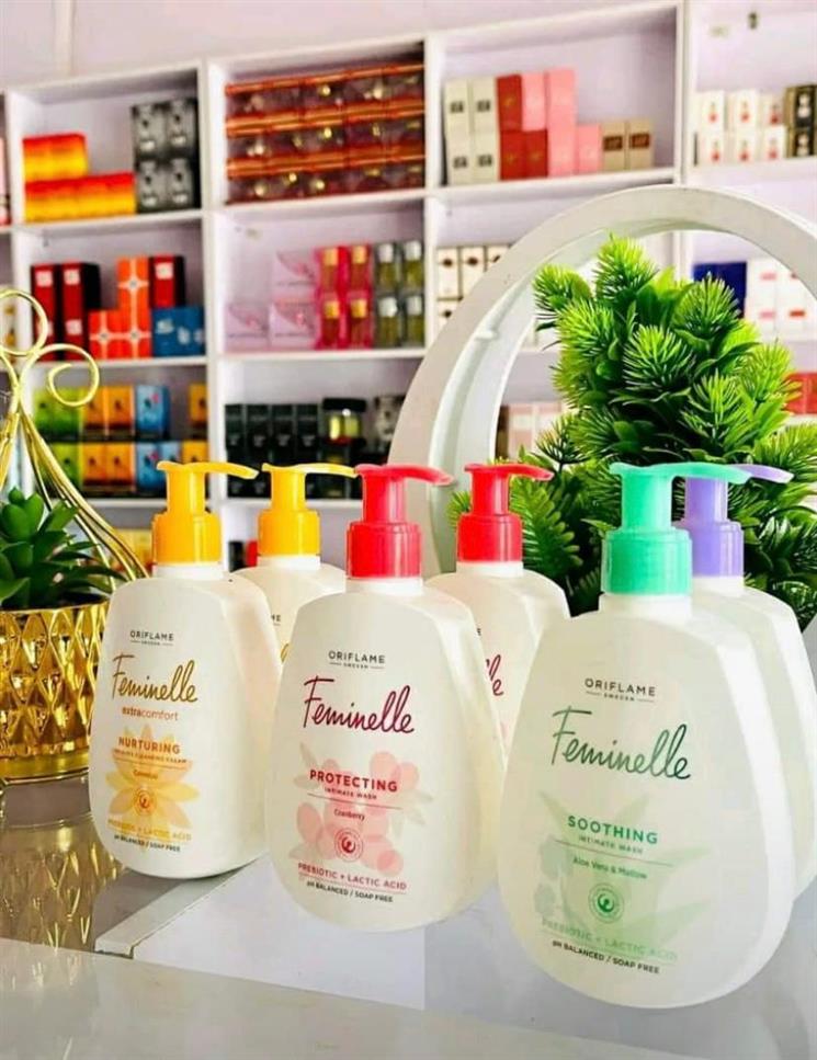 Feminelle intimate wash