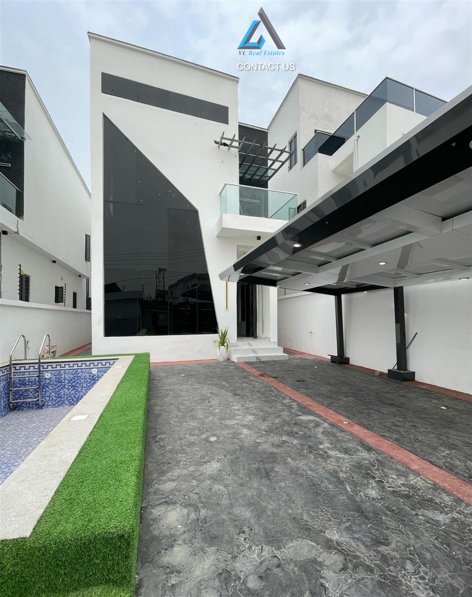 5BEDROOM FULLY DETACHED DUPLEX FOR SALE