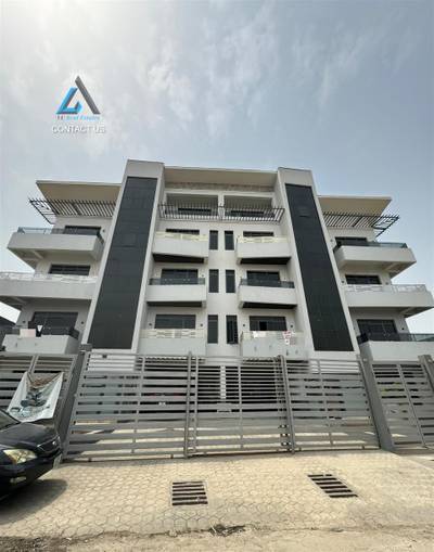 GORGEOUSLY BUILT 4-BEDROOM PENTHOUSE