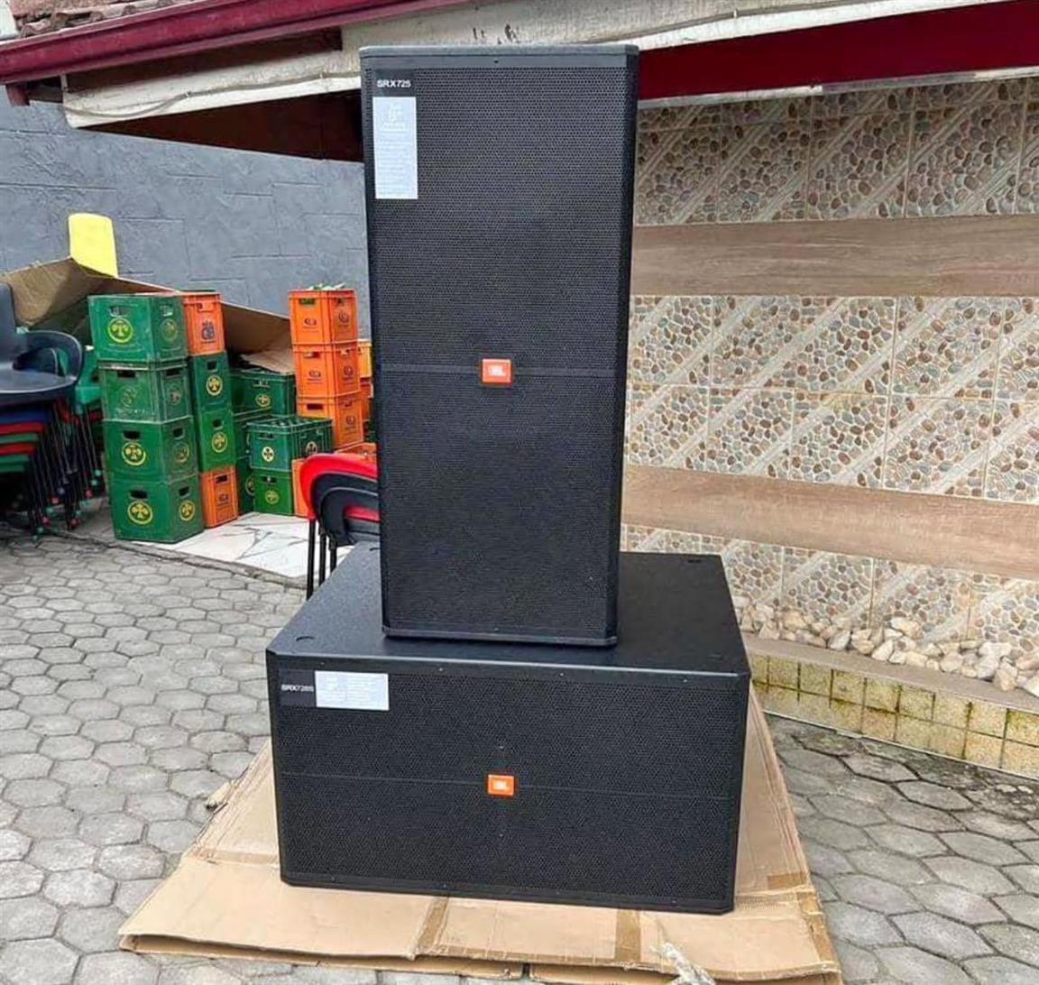 JBL quality double speaker and subwoofer
