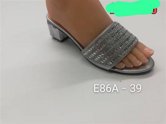 Lady low heel slippers