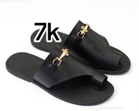Palm slippers