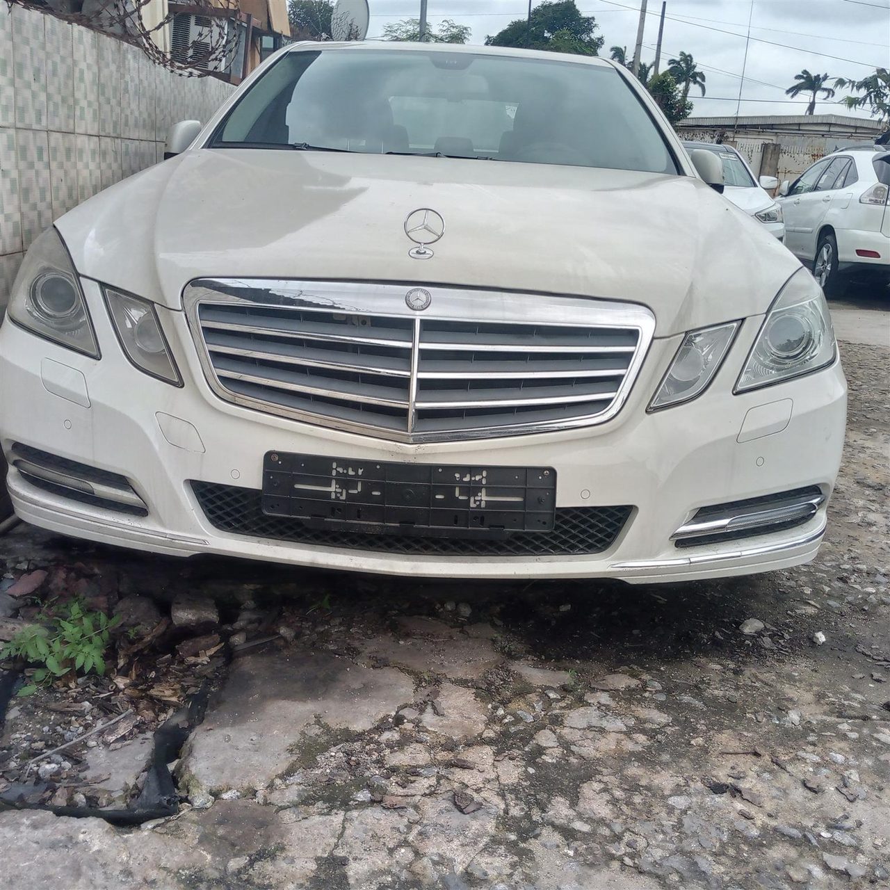 Mercedes Benz E 350 2011 model