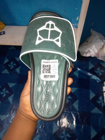Men's slide