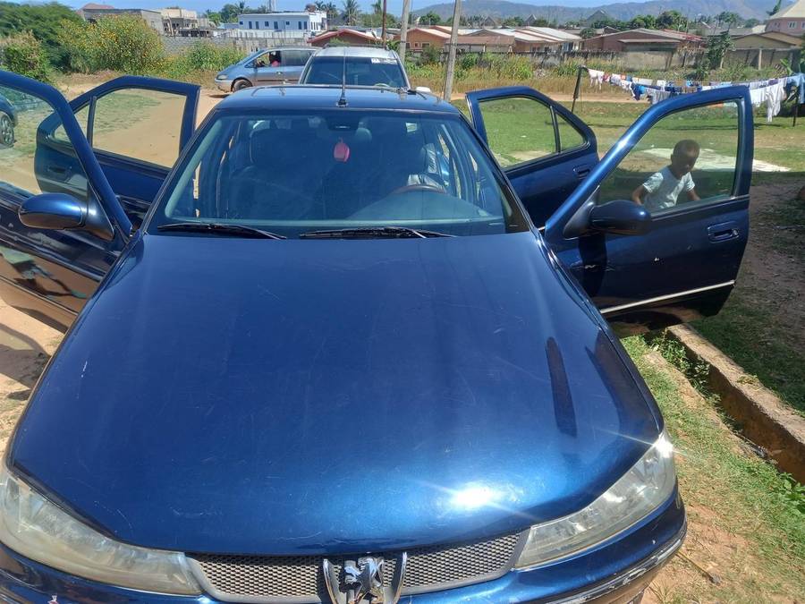 Peugeot 406