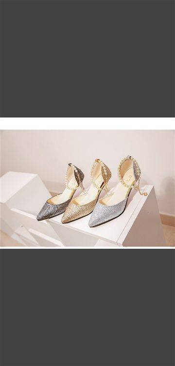 Ladies shoes
