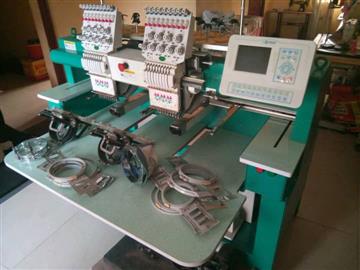 Industrial monogram sewing machine