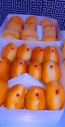 Yummy cakes, doughnuts and foodtray