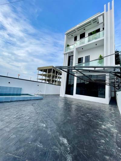 HOUSE FOR SALE IN LEKKI