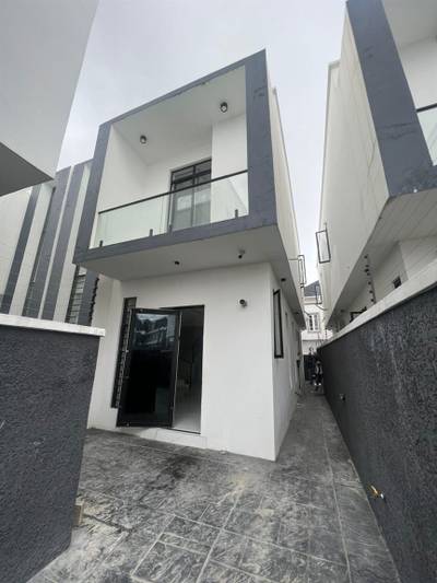 FOR SALE BRAND NEW 4 BEDROOM SEMI DETACH