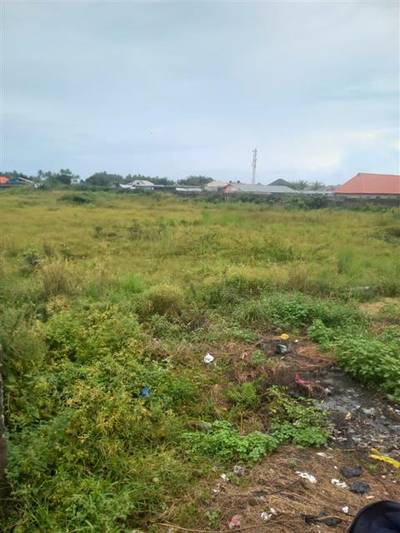 1 acre(6plots) Of Land FOR SALE