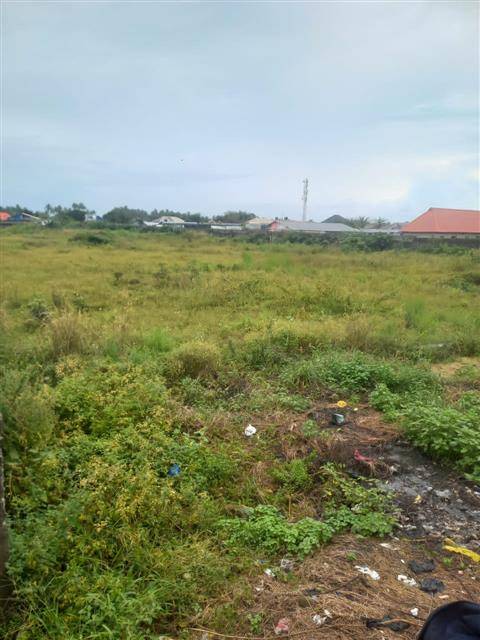 1 acre(6plots) Of Land FOR SALE