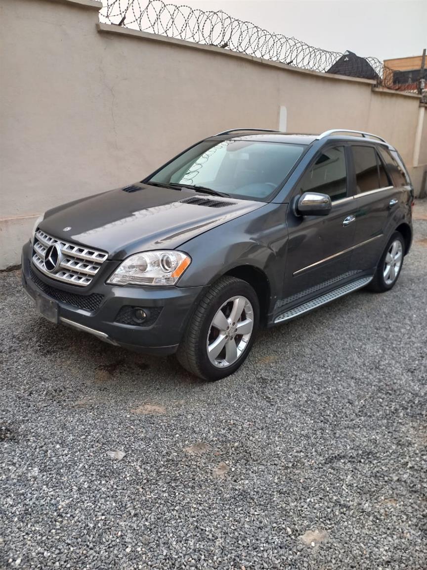 2010 Mercedes Benz ML350 FULL OPTION