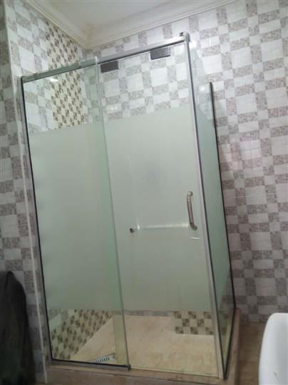 Glass Shower Cubicle