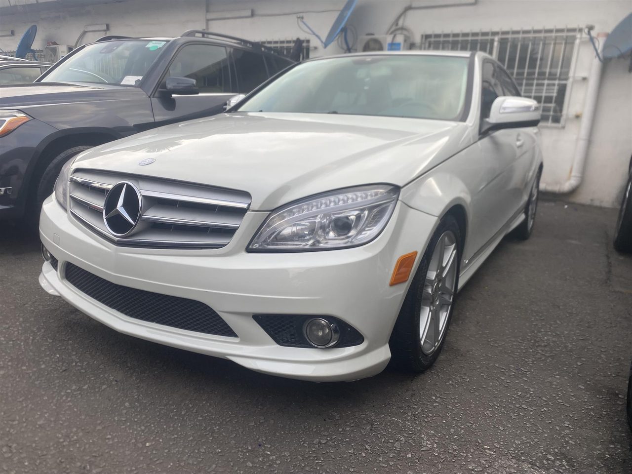 Foreign Used 2010 Mercedes benz C300