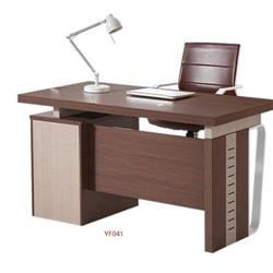 1.4 cm Executive Secretary Table