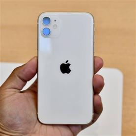 iPhone 11